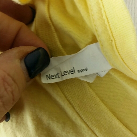 PINK Graphic Tour Tee Shirt Yellow B2 - Picture 5 of 6